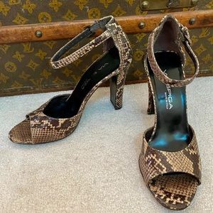 VINTAGE 90s VIA SPIGA SNAKESKIN PYTHON LEATHER HIGH HEELS PUMPS ANKLE STRAP 7.5M
